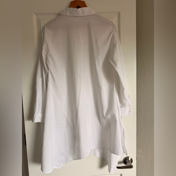 Cupio Roll Sleeve Asymmetrical Hem Tunic Size S in White - Picture 8 of 12